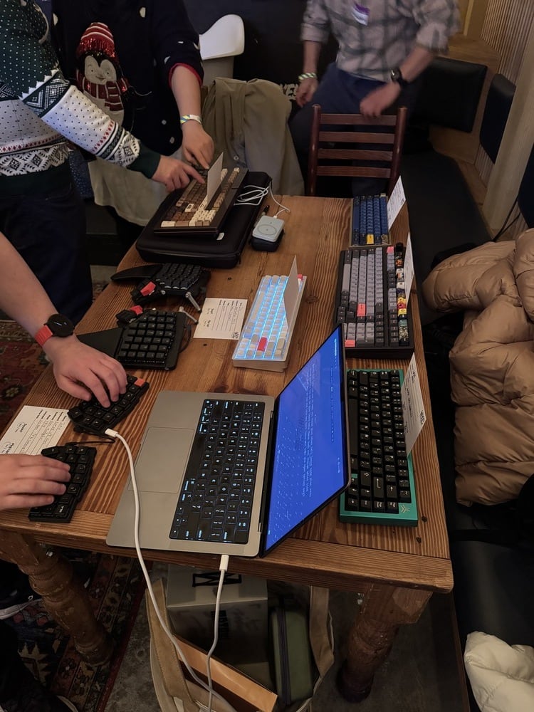 Image of a keyboard meetup